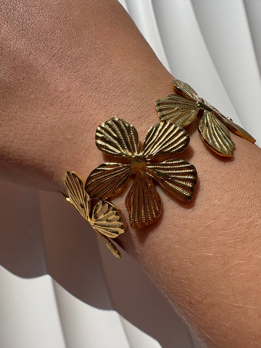 Bracelet manchette fleurs dorées
